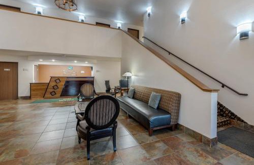 South Fork Hotel | Quality Inn & Suites South Fork - Wolf Creek