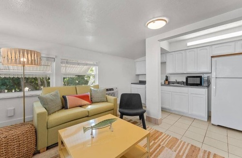Little Torch Key Hotel | Queen Suite w/Water View, Pool, Beach Access & Free Breakfast
