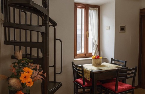 Grotte Santo Stefano Apartment | Quiet area, with parking for cars and bikes, close to lakes and the waterfall