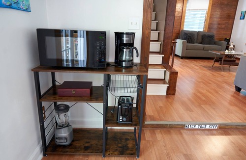 Old Town House | Quiet Conch House in Historic District