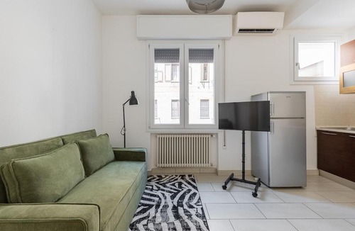Saragozza-Porto Apartment | Quiet Modern Flat near City Center - Pasubio 84