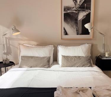 Lecco Apartment | Raro Dimore Lecco - Design Suite - senza barriere architettoniche