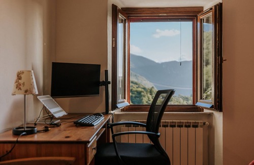 Casola in Lunigiana House | Ready to experience Italy in close proximity, sea, lakes and rivers?