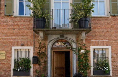 La Morra Villa | Refined Art Nouveau villa with swimming pool