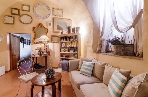 Sant'Anatolia di Narco House | Relais Convento Santa Croce