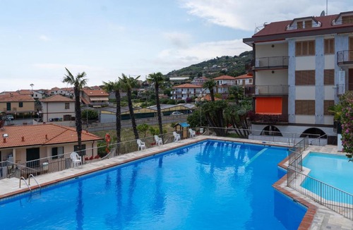 Piani Paorelli Apartment | Relax Vista Mare tra Piscina e Natura