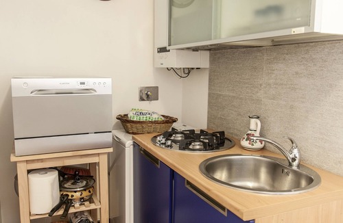 Ronciglione Apartment | Renaissance Boutique House