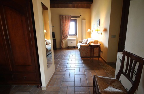Monteprandone Apartment | Residence in Monteprandone with 1 bedrooms sleeps 4
