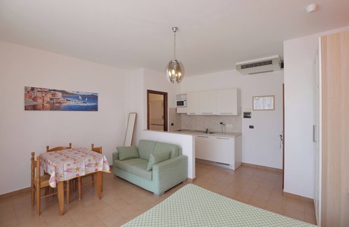 Deiva Marina Hotel | Residence Kriss