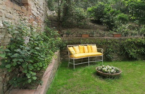 Todi Apartment | Residence Le Peonie - luxury apartment in the center