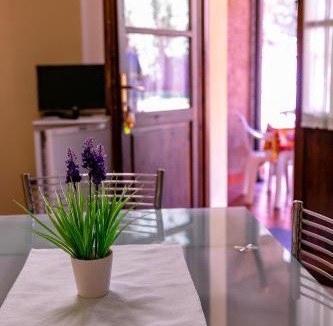 Guardistallo Apartment | Residence Ristorante Il Paradiso