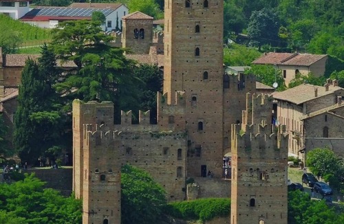 Castell'Arquato Apartment | Residence "The Castle" 1