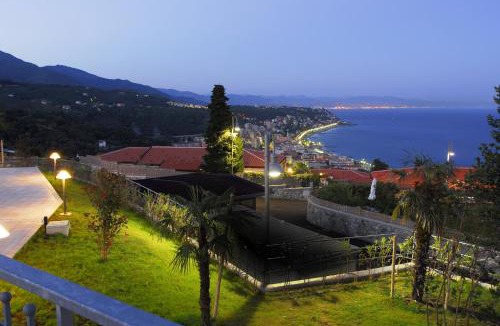 Cogoleto Apartment | Residence Villa Beuca