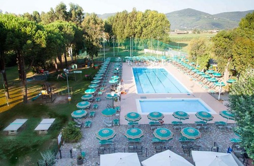 Luni Mare Apartment | Residence with swimming pool in Luni Mare