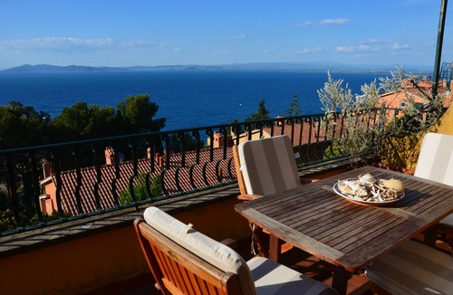 Porto Santo Stefano Apartment | Residential flat