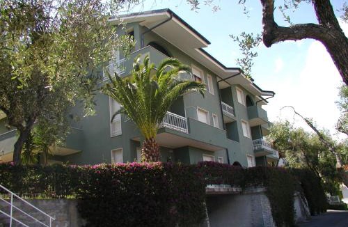 San Bartolomeo al Mare Apartment | Residenza Il Poggio