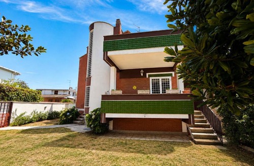 Anzio House | RESIDENZA LILLA - Spacious and charming Villa with patio and terrace, near the beach and train station with hourly trains to Rome - Lido delle Sirene, ANZIO