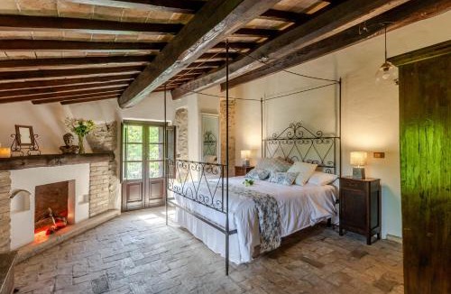 Precetto Villa | Respiro Umbria, 1500s Villa with Unique Biopool