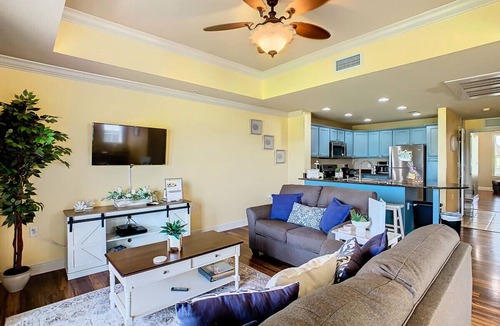 Reunion Villa | Reunion Charming Disney & Star Wars Themed Home