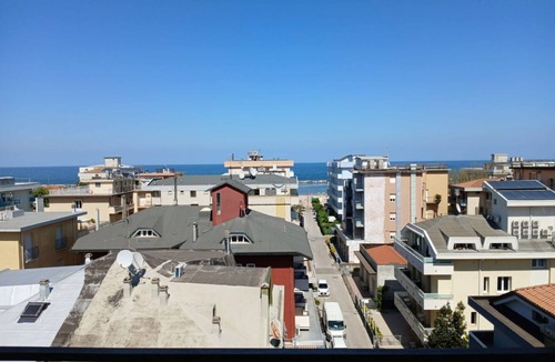 Igea Marina Apartment | RG011 – Bellaria, bright one-bedroom seafront 100 meters from the sea
