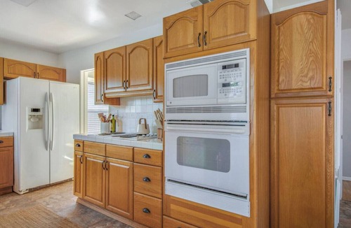 Riverside House | Riverside Birch - Spacious, Cozy, Central, Fitness
