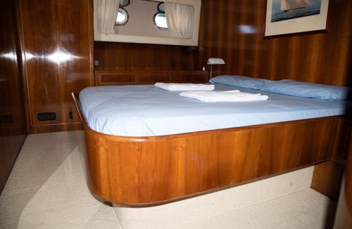 Ortonovo Boat Rental | Riviera Boat Resort
