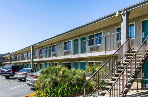 Guasti Hotel | Rodeway Inn Ontario Mills Mall