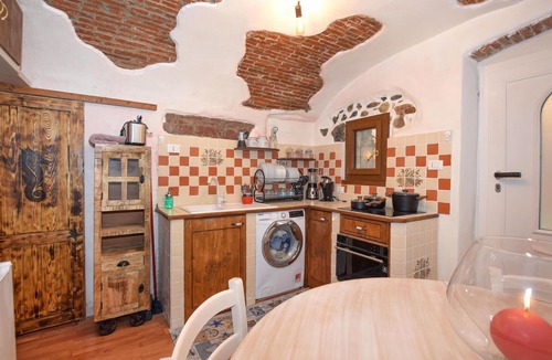 Celle Ligure Apartment | Romantic apartment for two for vacation on the Riviera di Ponente.
