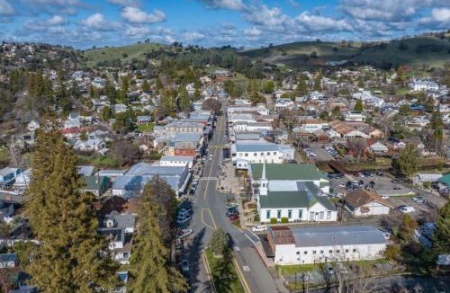 Sutter Creek Hotel | Romantic Victorian Getaway The Fox