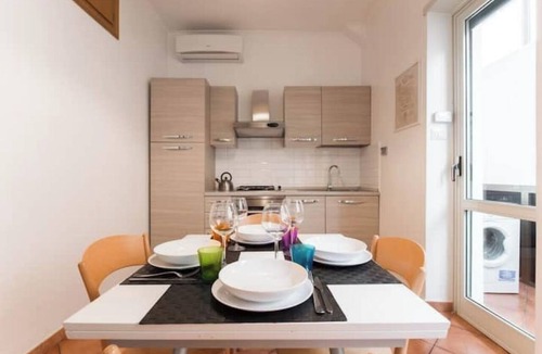 Cinecitta Apartment | Rome Cinecittà Suite - Apartment near Metro A Subaugusta