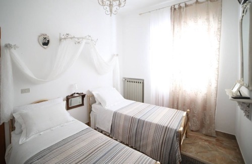Colonnella Bed & Breakfast | room with panoramic view