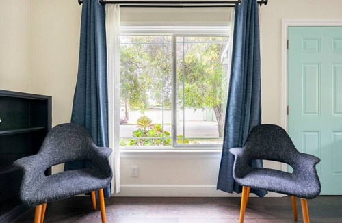North Long Beach Apartment | Rose Casita with Hot Tub