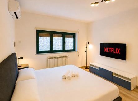 Zona LI La Storta House | Rose Garden Park Rome Villas - Rose