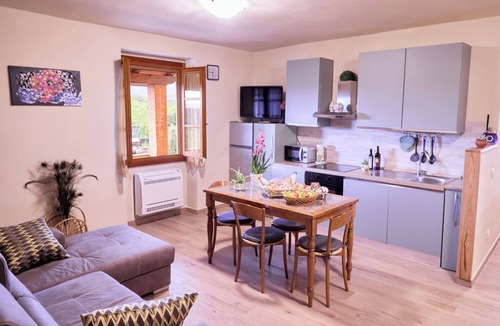 Montevarchi House | Rosetta farmhouse in chianti, between nature and good food, pets allowed