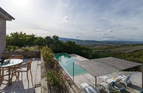 Sarteano Villa | Rural Tuscany | Luxury villa with infinite pool