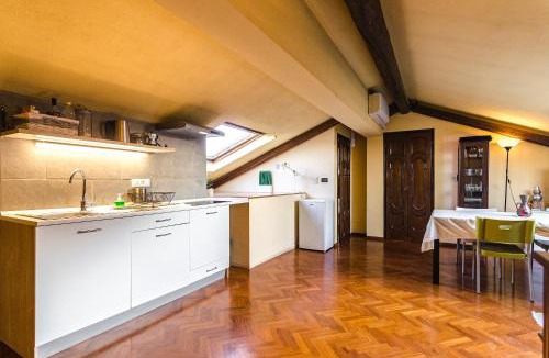 Cirenaica Apartment | S.Orsola Apartments