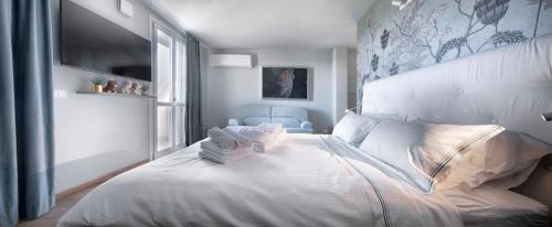 Segrate Apartment | San Raffaele Apartment with Free Parking and Air Conditioning
