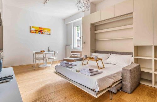 Magenta Apartment | Sant Ambrogio M2 200metri centre of milan