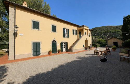 Bagnaia Apartment | Sant'Anna del Volterraio - Bilocale Piazzetta
