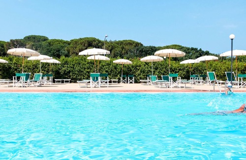 San Vincenzo Apartment | Santa Costanza by Interhome