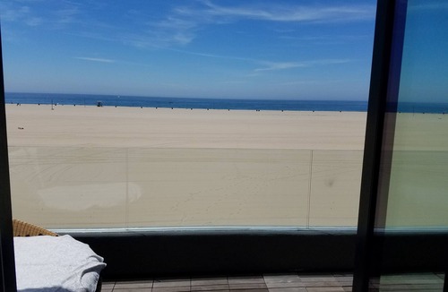 Venice House | Sapphine Sunset Beach Front Home