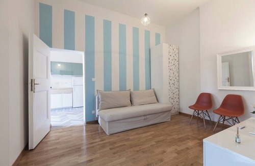 Saragozza-Porto Hostel | Saragozza Apartment 3: Bright and central flat