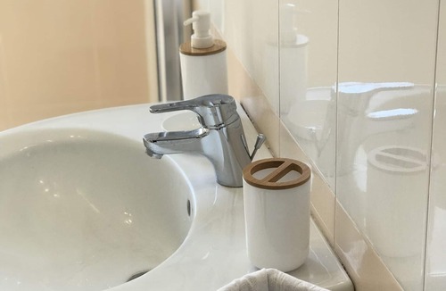 Savona Apartment | [Savona] Casa Del Sole ~ Wi-Fi ~ AC ~ 2 rooms