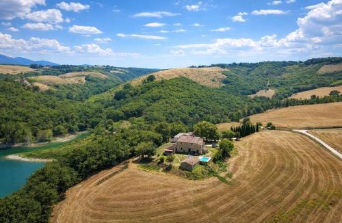 Corbara House | SCAPPO IN UMBRIA, casale al lago
