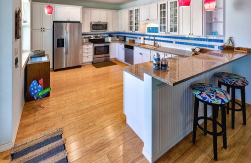 Pine Channel Estates House | Sea-Esta: Available Lobster Mini-Season, Canal Home , Pool, Dock, Quick Access to Gulf & Atlantic