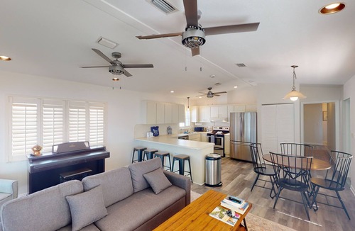 Cutthroat Harbor Estates House | Sea La Vie - Your Oceanfront Escape - 3BD/3Bath - Cudjoe Key