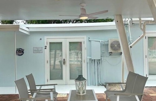 Summerland Key Cottage | SEA SHELL COTTAGE, perfect for 2. Summer fun boating, fishing 🎣 and 🦞 Lobster