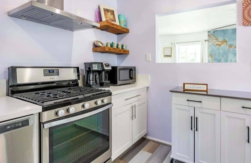 Riverside House | Sea Shells close to Downtown Riverside UCR CBU RC
