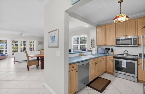 Key West House | ~ SEA VISTA ~ A waterfront dream with private heated pool and boat launch.