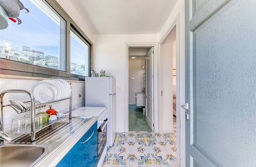 Castro Marina Apartment | Seafront Studio with Balcony in Castro di Lecce